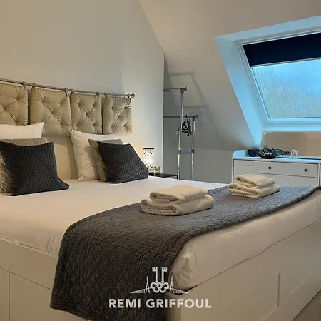 Les 4 éléments 4 Balcony Elevator&private Parking Sleeps 4 Appartement